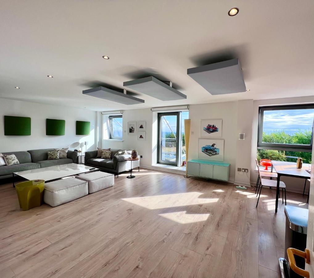 Beautiful Modern Sea-Side Apartment In The City EDI Eksteriør billede
