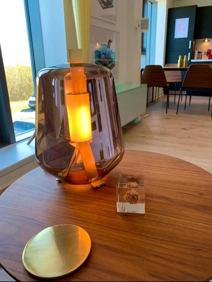 Beautiful Modern Sea-Side Apartment In The City EDI Eksteriør billede